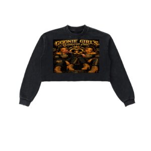 Snow Washed Raw Edge Cropped Sweatshirt BG GOONIE GIRL'S RUTHLESS CHIC BIG EYES AND TOETOE